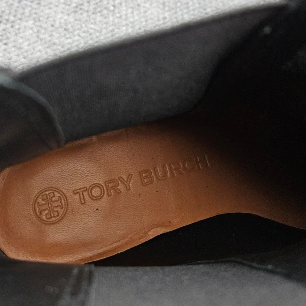 Tory Burch (Women's 10) Black Chelsea Pull On Boots Lug Sole Suede Designer 50mm